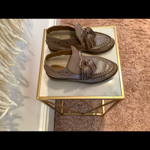 Martha Stewart metallic loafers with comfy shearling lining. Cozy! - Picture 4 of 4
